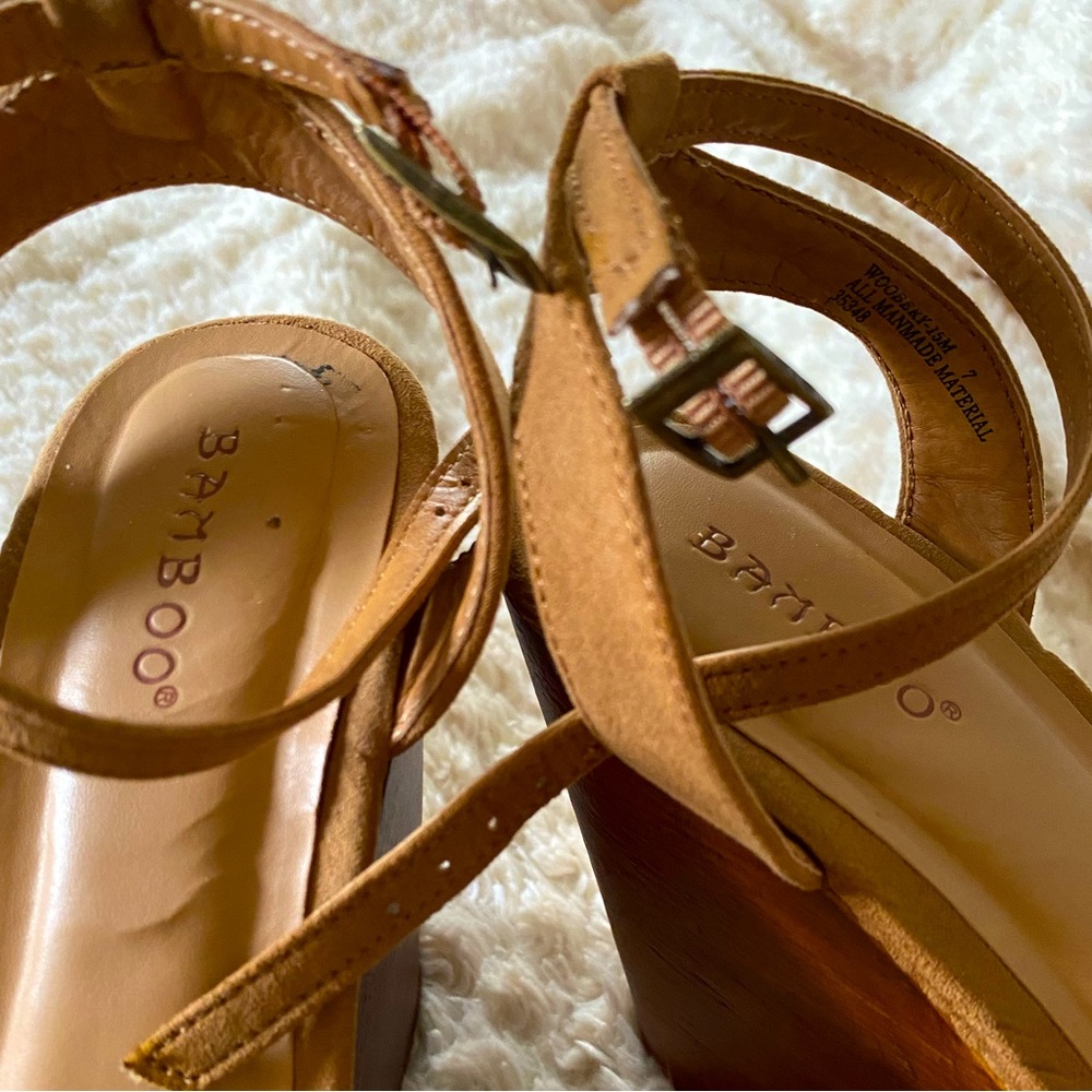 Platform/Wedges Sandals - Picture 6 of 6